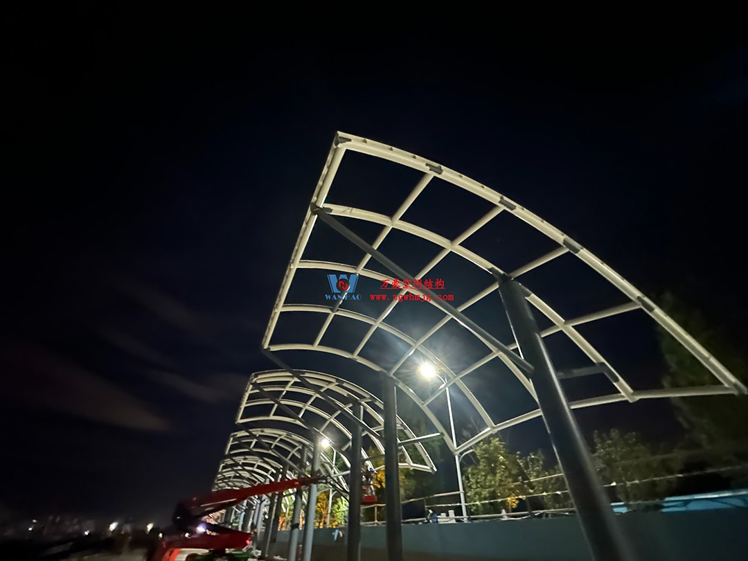 全面加速建設(shè)，創(chuàng)建優(yōu)質(zhì)精品工程