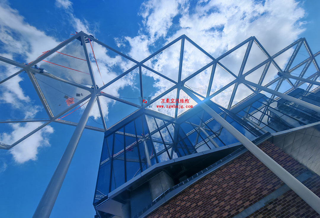 ETFE膜結(jié)構景觀建筑：不止于“美”的建筑革命